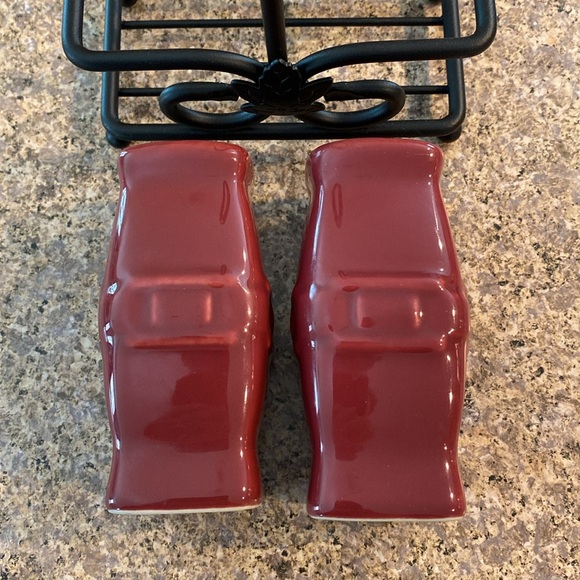 Longaberger Paprika Salt & Pepper Shakers & Black Wrought Iron Holder Caddy - Picture 10 of 17